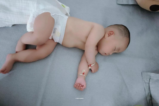 萍乡宝宝口水多怎么回事